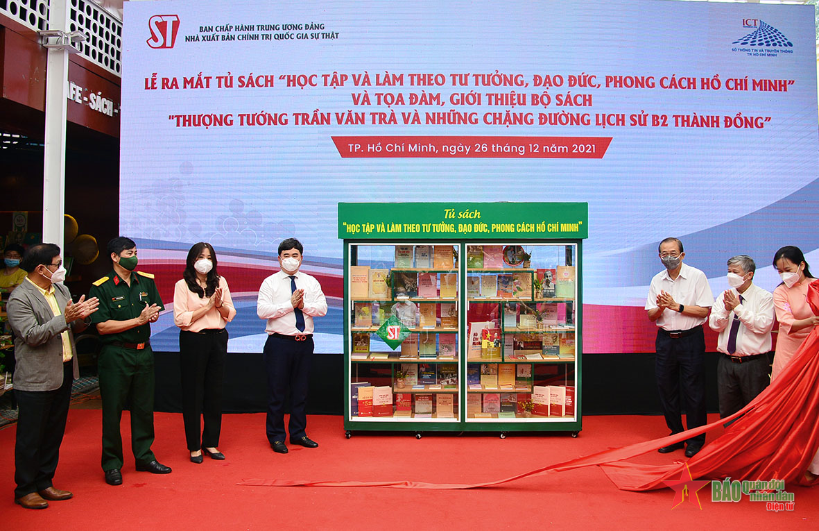 Ceremonia de apertura de la librería sobre el aprendizaje y seguimiento del pensamiento, la moralidad y el estilo de vida de Ho Chi Minh
