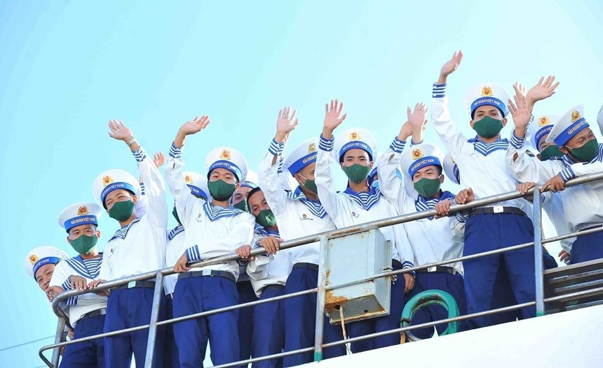 Felicitan a soldados y pobladores del distrito insular Truong Sa con motivo del Tet