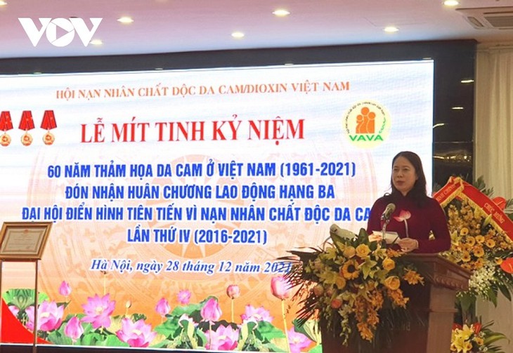 Vietnam realiza homenaje por las víctimas del Agente Naranja dioxina