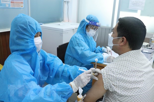 Vietnam supera a los países de la región en la carrera de vacunación COVID-19
