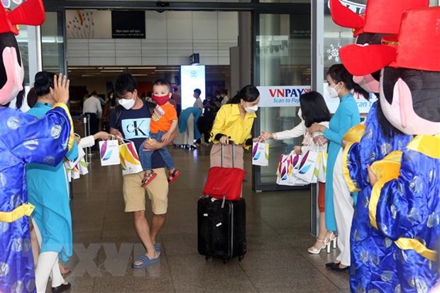 Da Nang recibe a los primeros turistas en 2022