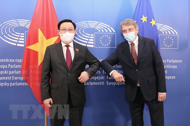 La Asamblea Nacional de Vietnam refuerza la cooperación con otros parlamentos
