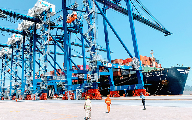 Impulsar el crecimiento del transporte de mercancías a través de los puertos marítimos