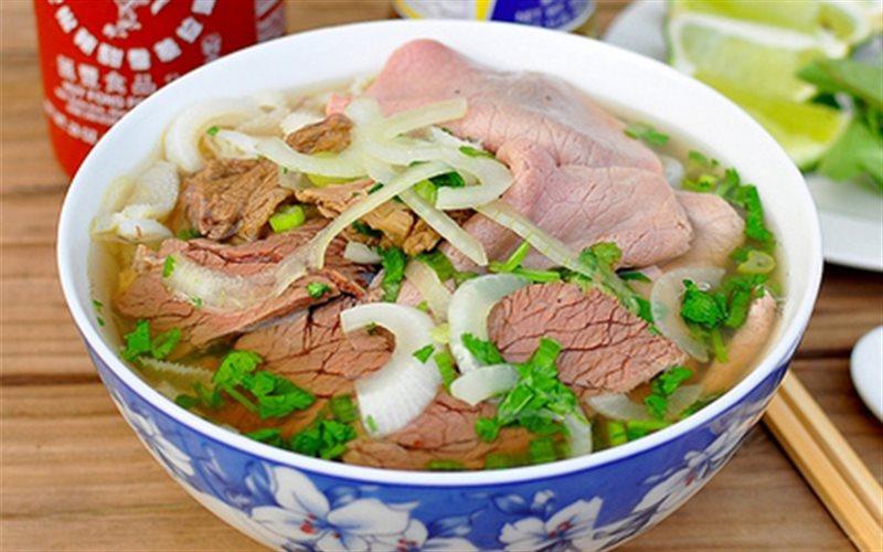 Pho Bo de Vietnam entre las 20 mejores sopas del mundo, según CNN