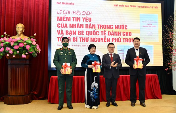 Publicar el libro en honor del secretario general del Partido Comunista de Vietnam