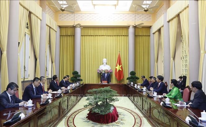 Nombrar a nuevos embajadores y jefe de representación diplomática de Vietnam en el extranjero
