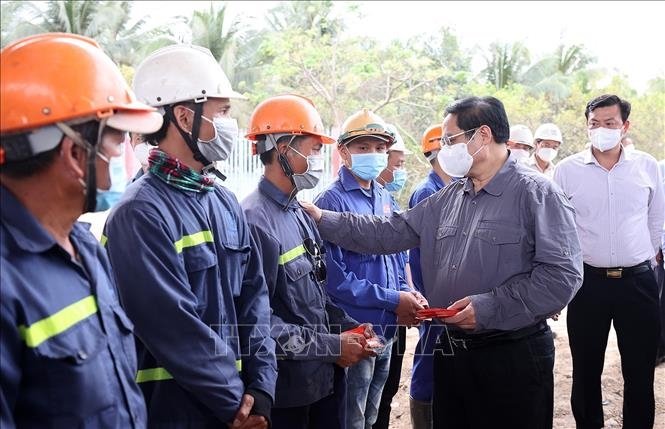 El jefe del Gobierno invita al cumplimiento anticipado del proyecto de construcción de la autopista Norte-Sur