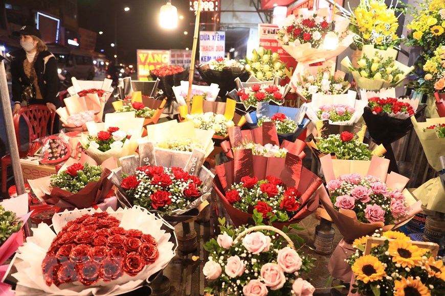Las florerías en Hanoi están listas para el Día de San Valentín