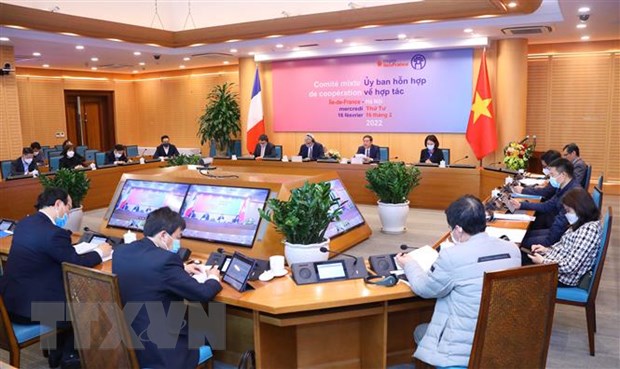 Fortalecimiento de la cooperación entre Hanói y la región parisina de Francia