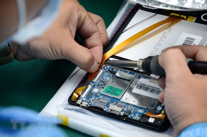 Primera línea de producción de tabletas en la ciudad de Da Nang
