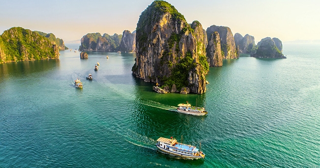 La bahía de Ha Long y los túneles de Cu Chi entre los principales destinos de aventura