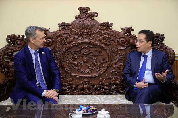 Vietnam y Rusia promueven cooperación integral