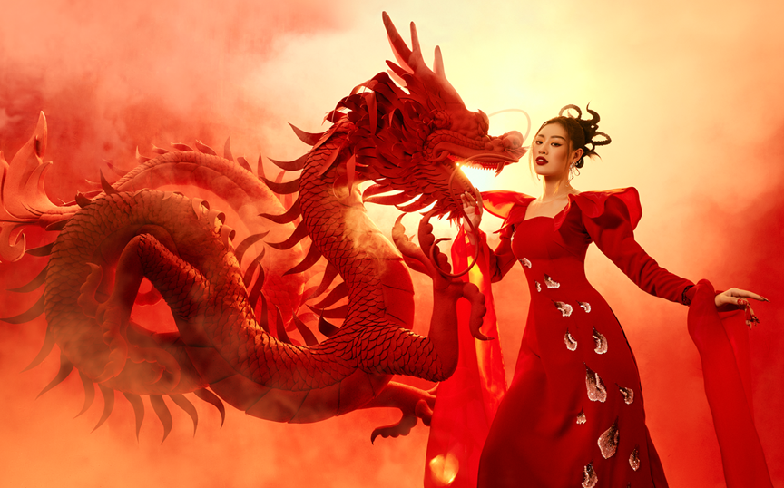 Miss Vietnam Khanh Van con fotos de estilo oriental misterioso