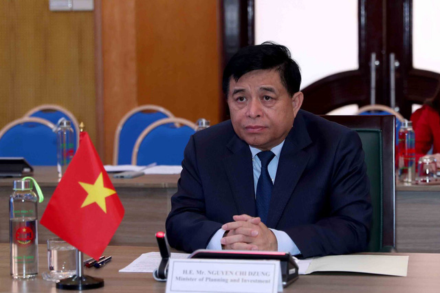 El ministro Nguyen Chi Dung se reúne con la delegación del Consejo Empresarial Estados Unidos-ASEAN