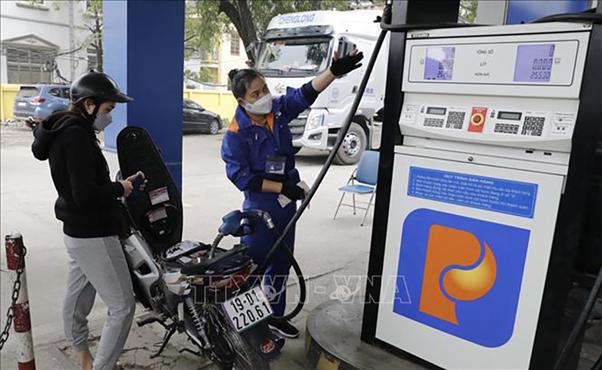 Más control sobre el suministro y la distribución de combustibles