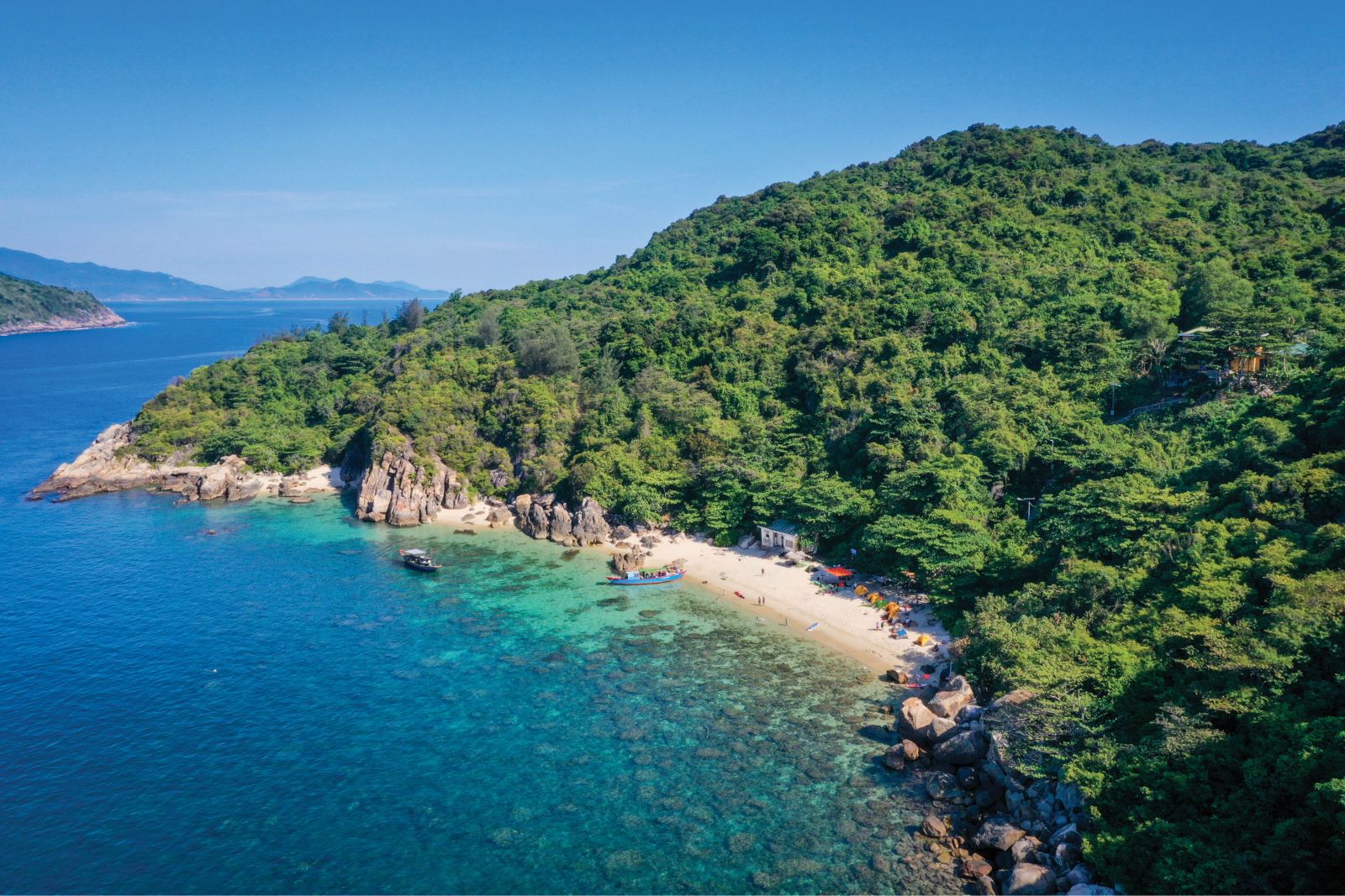 Hon Chao, la isla ideal para explorar los arrecifes de coral