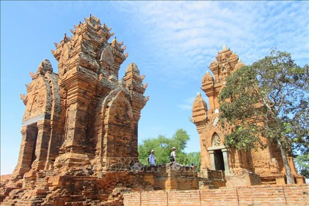 Vietnam por preservar y promover valor de patrimonios culturales