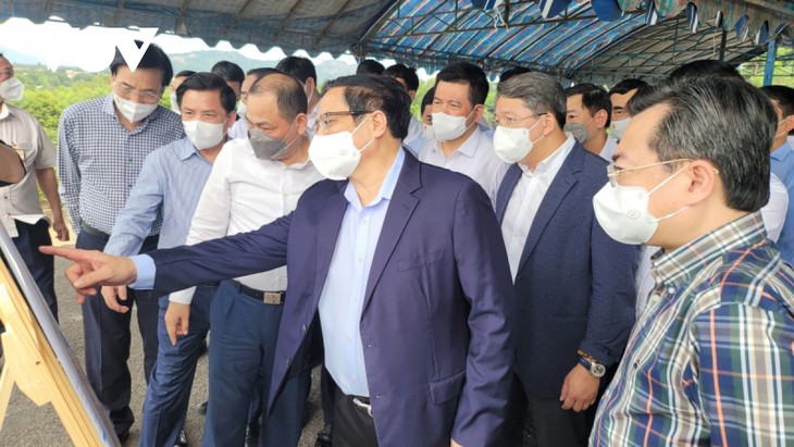 Homenaje del primer ministro a los mártires de Gac Ma