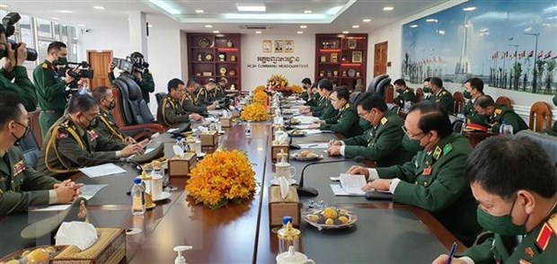 Vietnam y Camboya mejoran sus relaciones militares