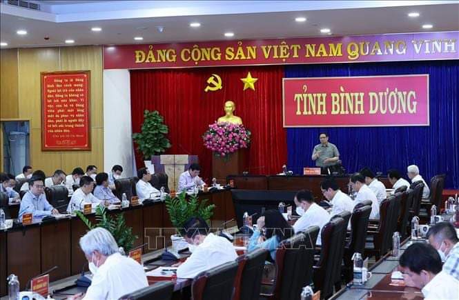 El primer ministro Pham Minh Chinh orienta el desarrollo de Binh Duong