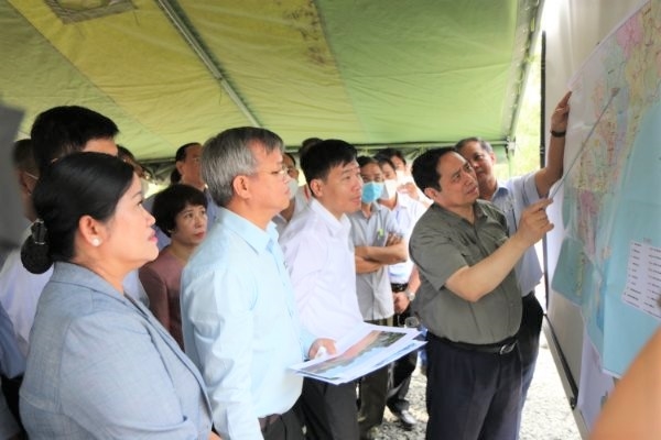 El primer ministro Pham Minh Chinh visita la provincia de Binh Phuoc