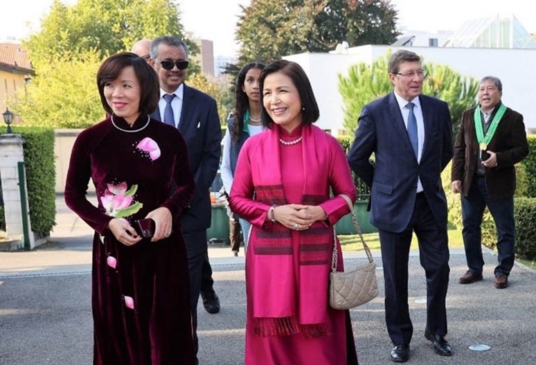 La comunidad vietnamita en Suiza recoge donaciones para apoyar al pueblo del distrito insular de Truong Sa