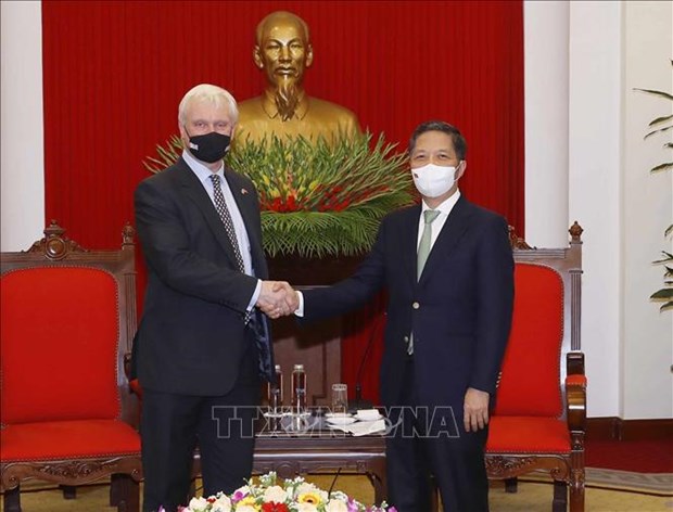 Vietnam aboga por profundizar relaciones con Reino Unido