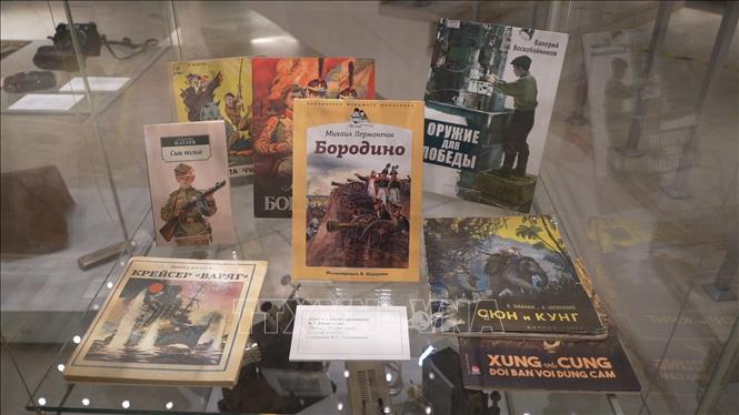Exposición por el centenario de Vladimir Gavrilovich Shevchenko, el ilustrador ruso de elefantes vietnamitas