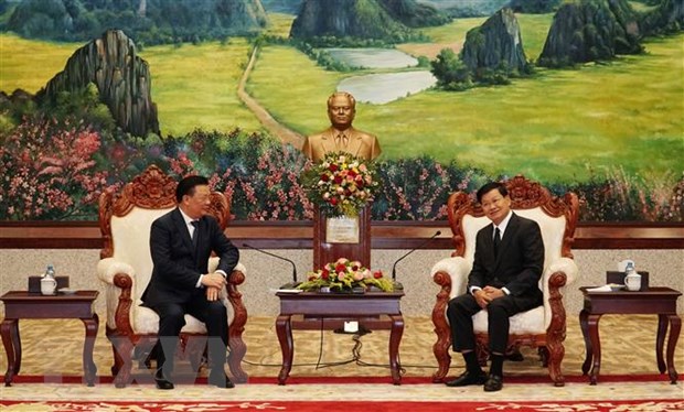 Hanói prioriza la amistad y cooperación con las localidades de Laos