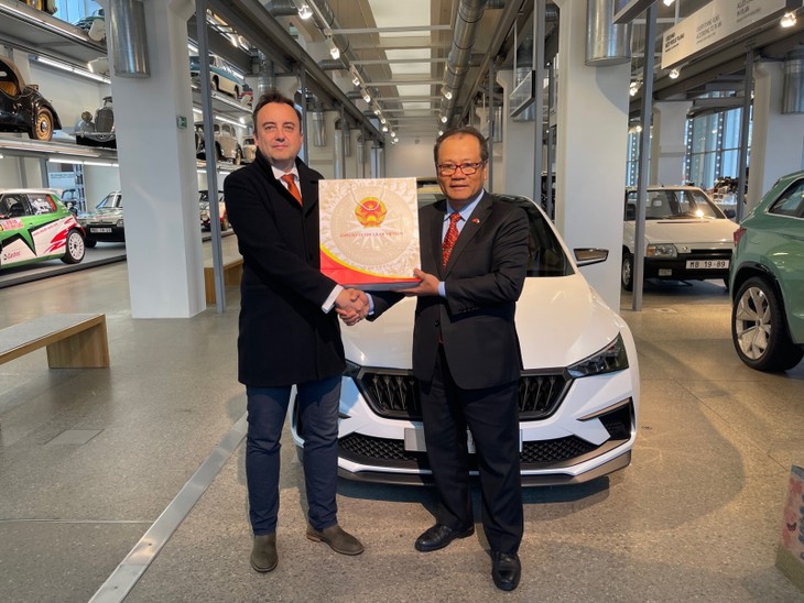 El fabricante checo de automóviles Skoda define a Vietnam como el mercado del Sudeste Asiático más prometedor