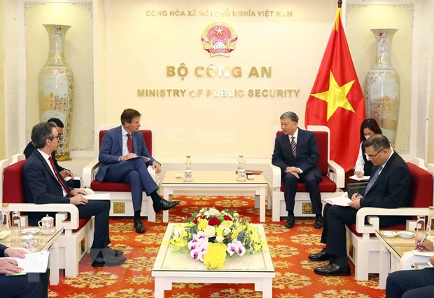 Vietnam pide un mayor apoyo de la UE en la protección de la seguridad cibernética
