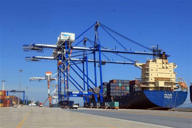 Carga a través de puertos marítimos sube 3 en cuatro meses