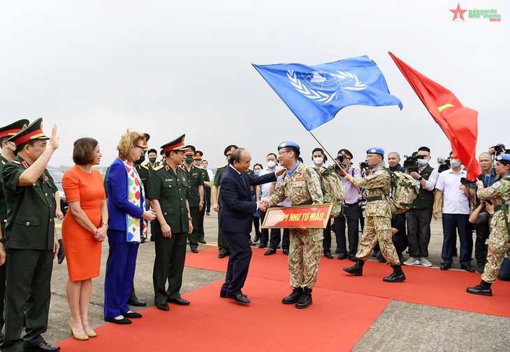 La participación de los cascos azules de Vietnam en misiones internacionales, prueba de su política de paz
