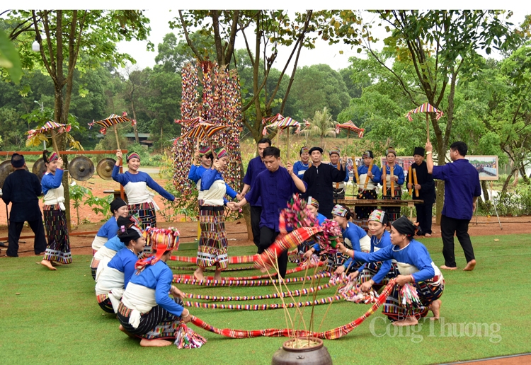El instrumento musical único del grupo étnico thai, el bang bu
