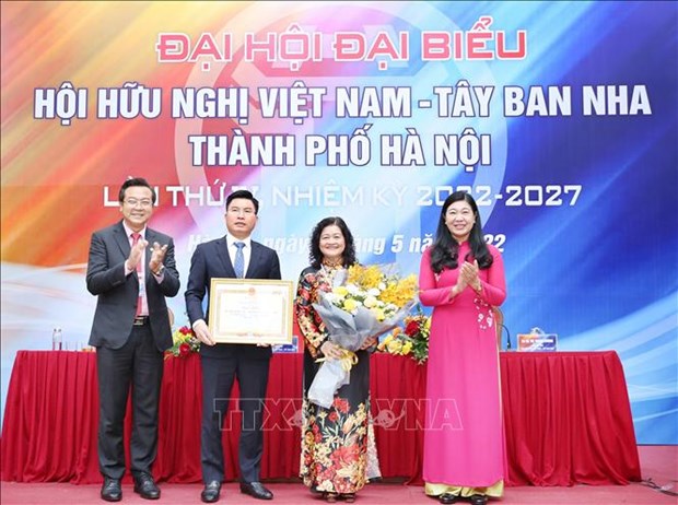 Asociación de Amistad Vietnam-España contribuye al desarrollo de nexos bilaterales