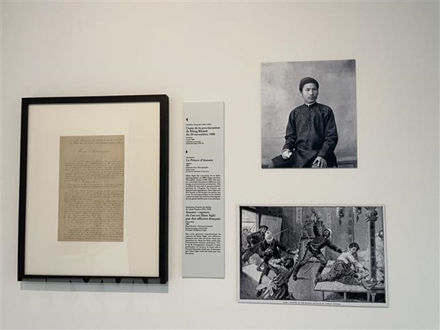 Exposición en Francia de obras de arte del emperador vietnamita exiliado Ham Nghi