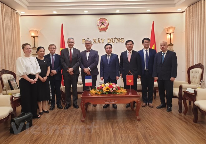 Acuerdo entre el Ministerio de Construcción de Vietnam y la Agencia Francesa de Desarrollo sobre crecimiento urbano