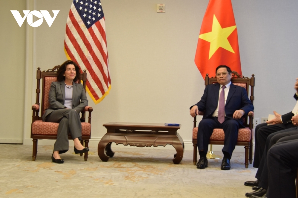 Vietnam incentiva el desarrollo de las empresas estadounidenses en el mercado nacional