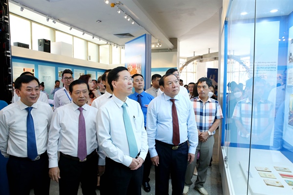 Inauguración de la exposición “Figuras humildes pero nobles”