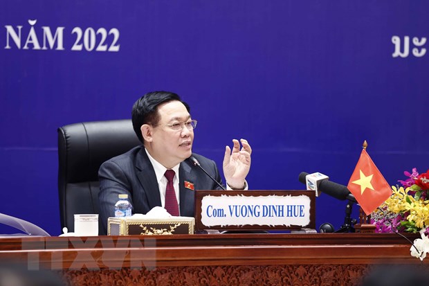 Líder del Parlamento vietnamita se reúne con vicepresidente de la Asamblea Nacional de Laos