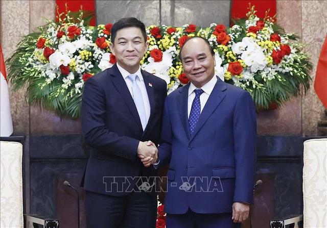 El jefe de Estado se reúne con el presidente de la Asamblea Nacional de Singapur