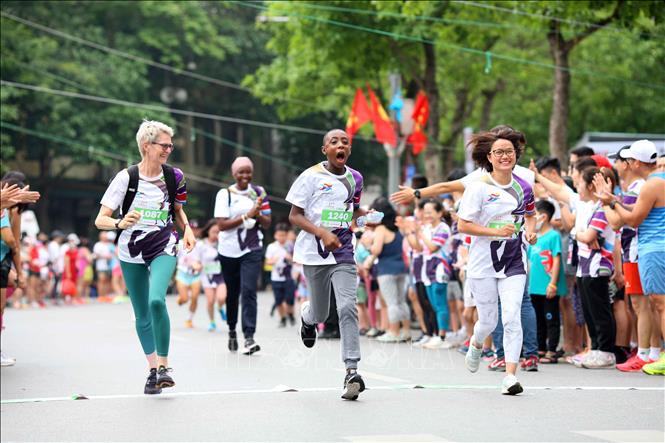 Hanói acoge una maratón urbana francófona