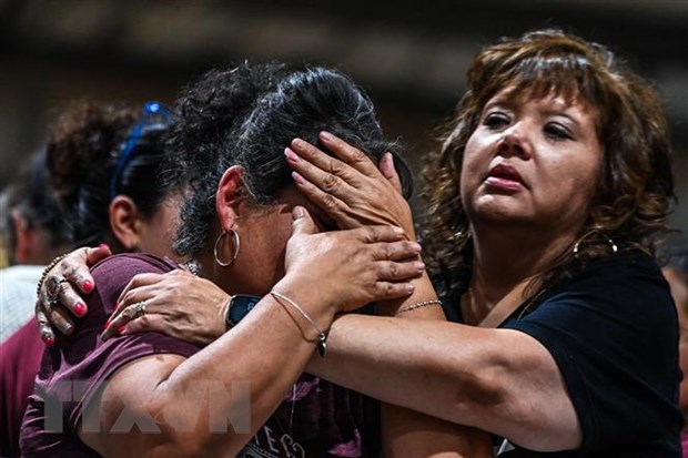 Altos dirigentes de Vietnam extienden condolencias por la tragedia de tiroteo masivo en Estados Unidos