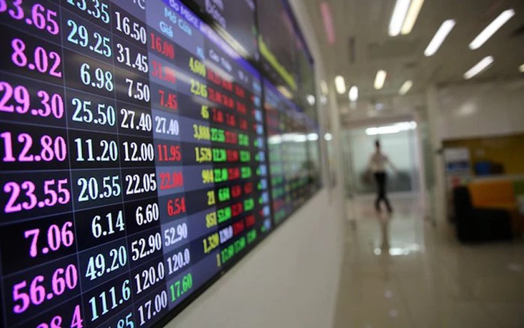 La actualización del mercado de valores de Vietnam traerá miles de millones de dólares, según expertos