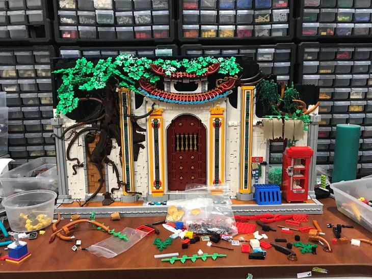 El coleccionista de Lego que recrea escenas de las calles Vietnam en miniatura