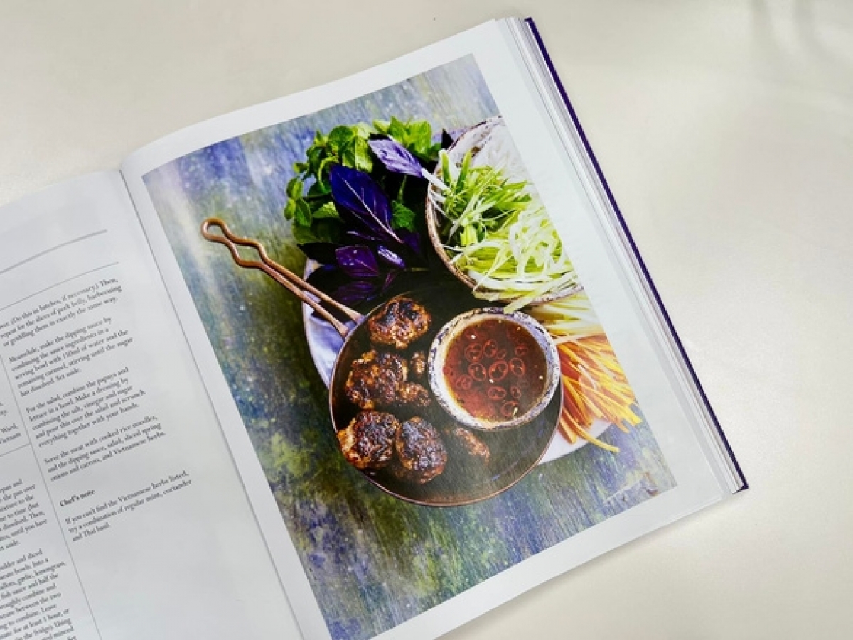 El Bun Cha incluido en el libro de cocina del Jubileo de Platino del Reino Unido
