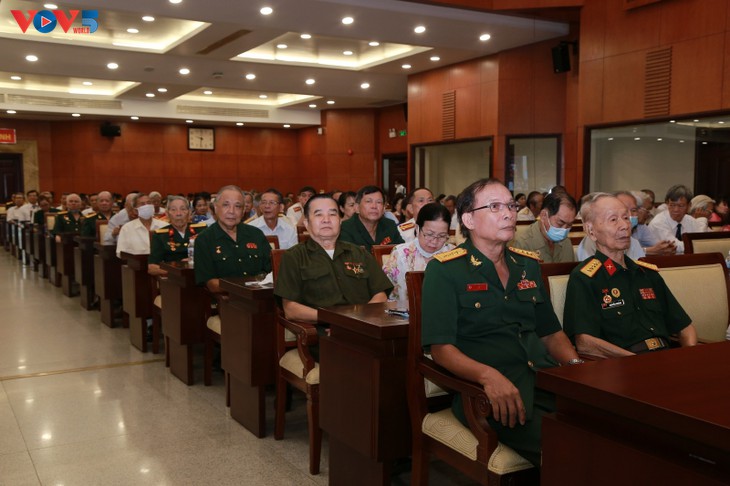 Reunión de ex expertos de Ciudad Ho Chi Minh con méritos en la revolución camboyana