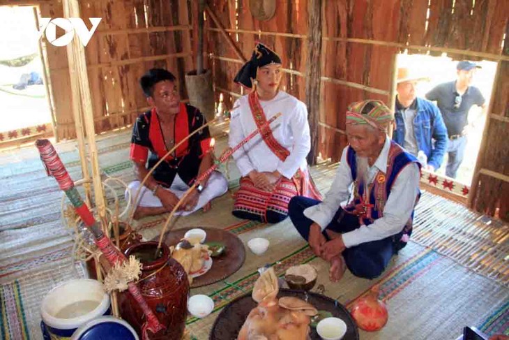 La provincia de Binh Dinh preserva la belleza cultural de las etnias locales