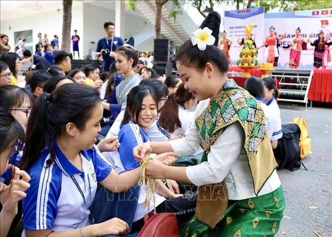 Vietnam y Laos consolidan los lazos tradicionales en la frontera compartida