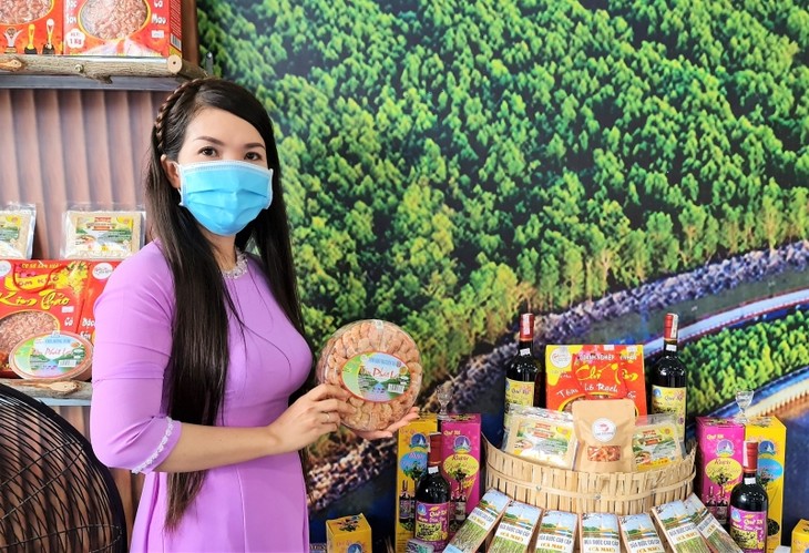 Aumentan el valor de los productos OCOP de la provincia de Ca Mau